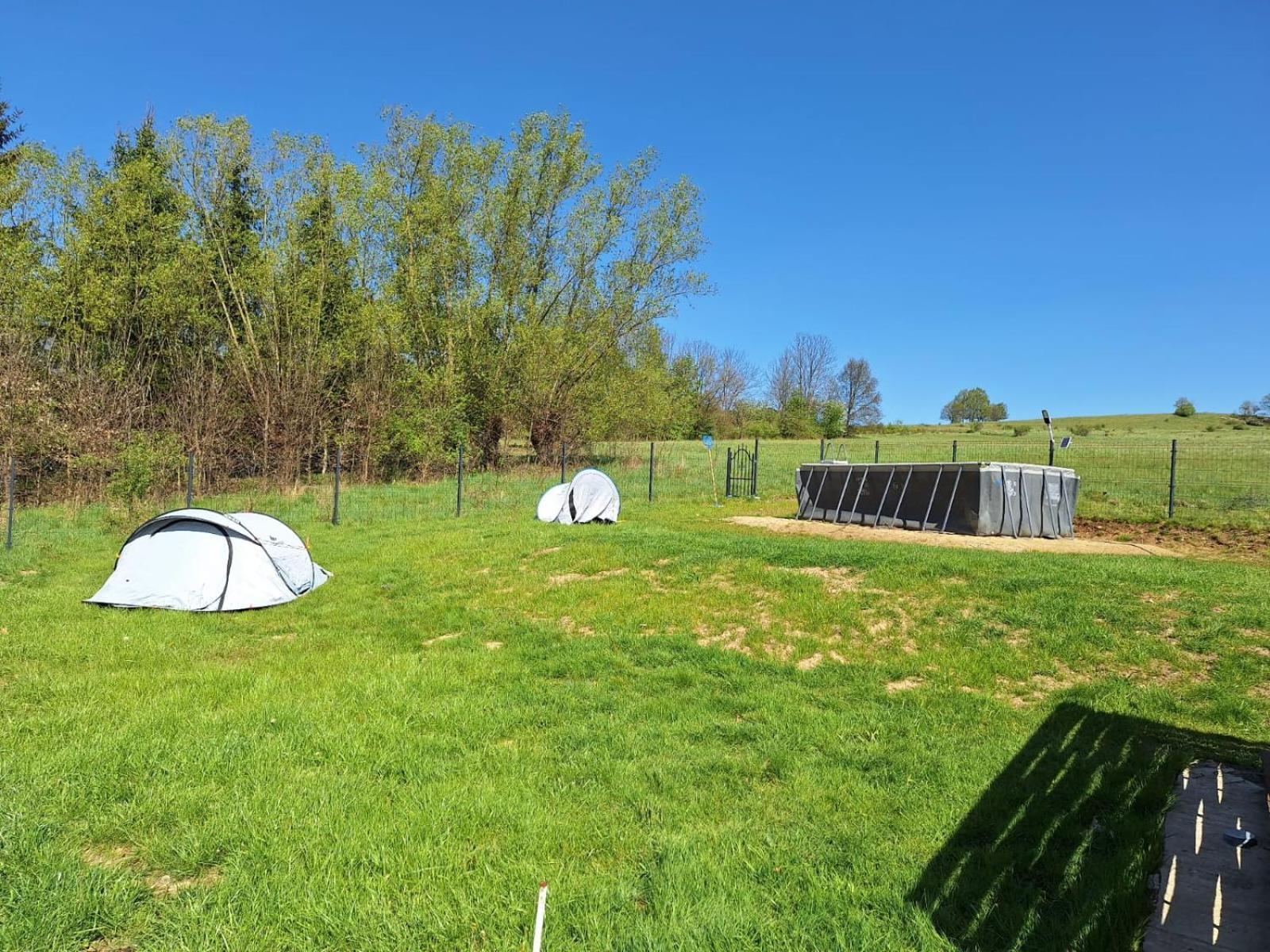 Camping, Zabierz Wlasny Namiot Kameralne Pole Namiotowe Z Basenem Kinem Plenerowym Miejscem Na Ognisko I Placem Zabaw Zywe Zwierzeta Agroturystyka Giebultow  Εξωτερικό φωτογραφία